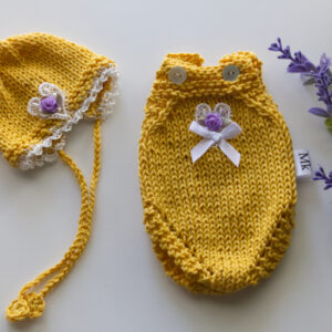 Mustard onesie 8-9