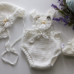 White Bib Daisy Onesie 15-16