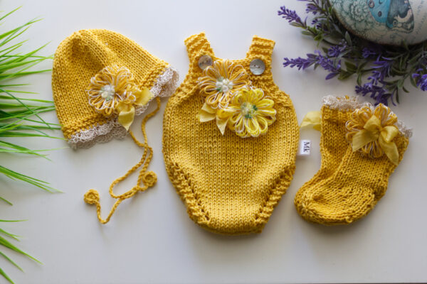Mustard Daisy Onesie 15-16