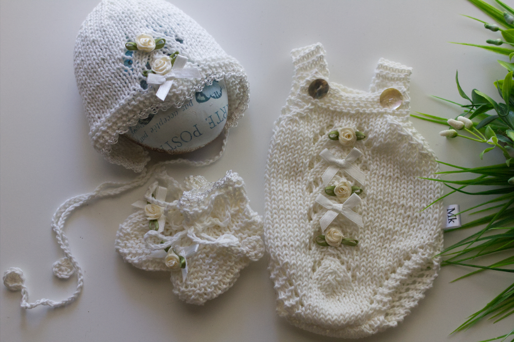 White Pattern Onesie 15-16